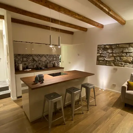 Διαμέρισμα Lalucia Luxury Argegno