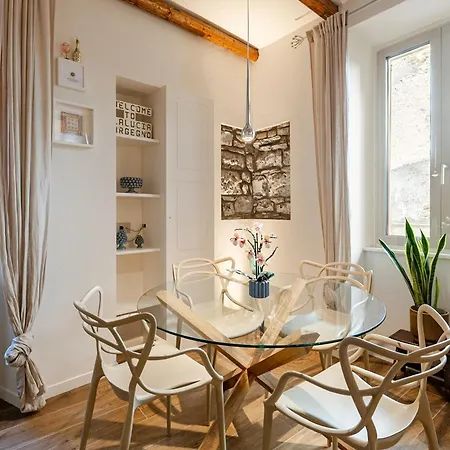 Lalucia Luxury Διαμέρισμα *